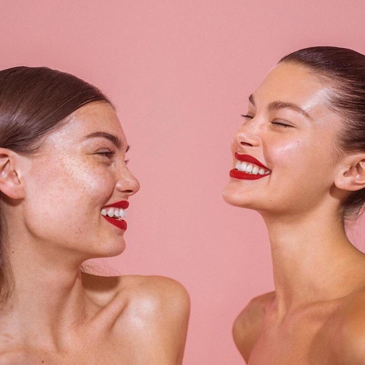 Sunnies Face Has Your Dream Lipstick
