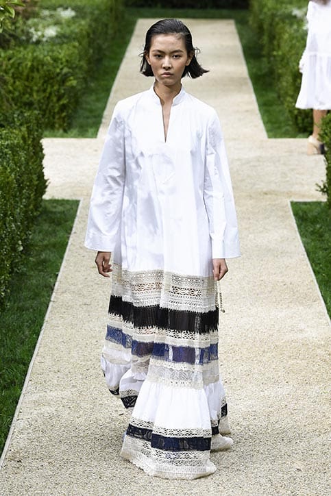 Tory Burch S/S '19 Is All About The World Of Wanderlusts