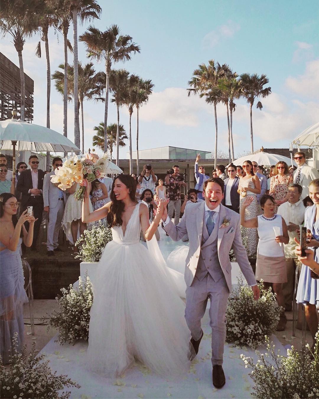 mega.onemega.com Martine Cajucom Bali Weding