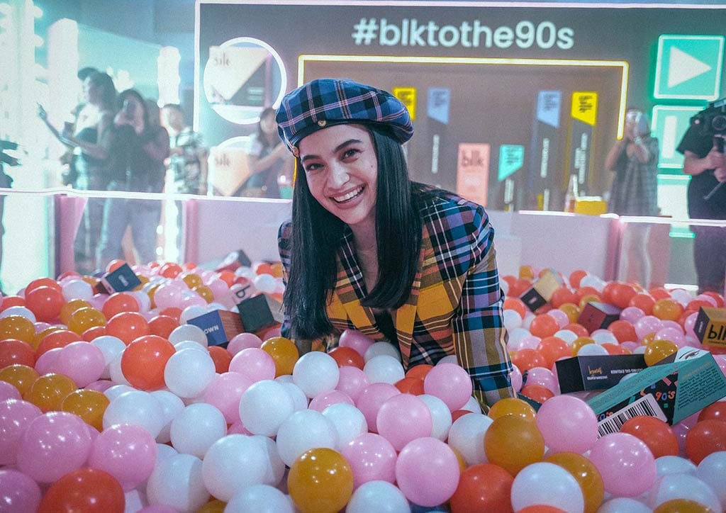 Anne Curtis Smith blk
