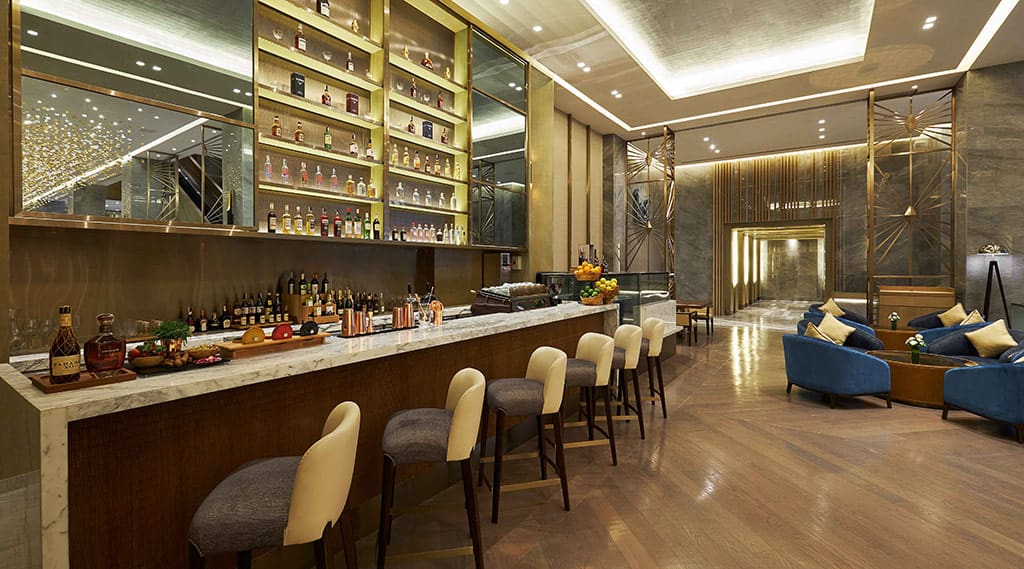 Madison Lounge + Bar At Hilton Manila MEGA
