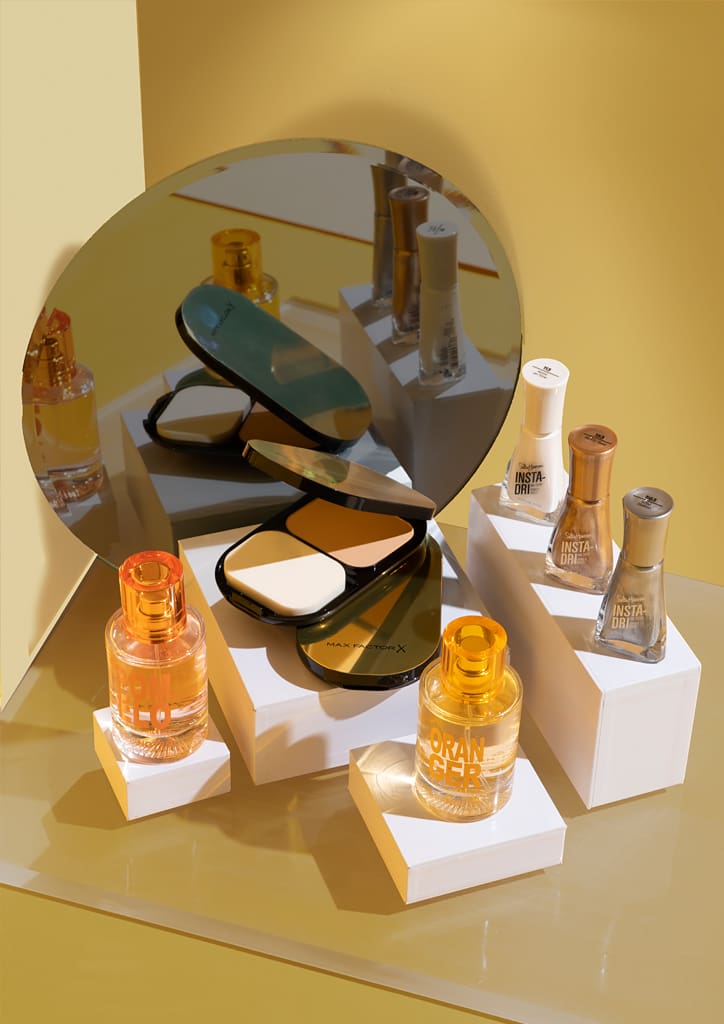 MEGA.onemega.com The Perfect Gift Guide for Every Astrological Sign This Holiday Season