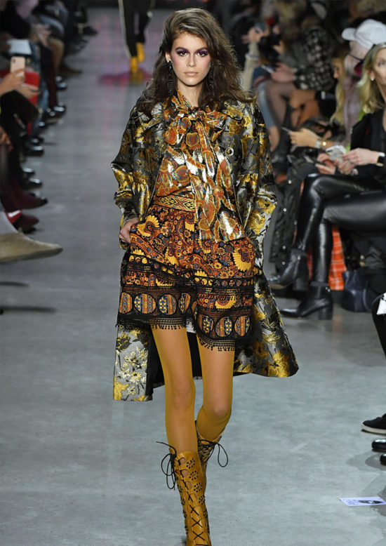Kaia-Gerber-Runaway