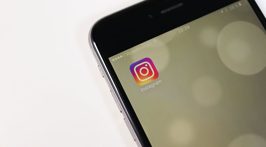 Finally! An Instagram Update That We Actually Need: The Self-Regram