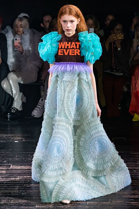 Aquarius | Victor and Rolf Couture 2019 | Spring 2019 | Couture Week 2019 | Viktor and Rolf According to Zodiac Sign | MEGA