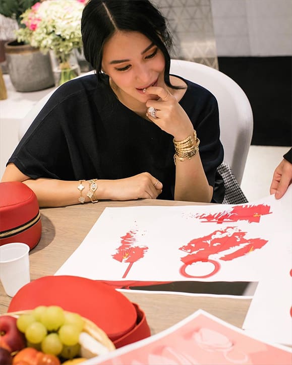 Heart Evangelista- Escudero designing her Heart bag for Sequoia Paris