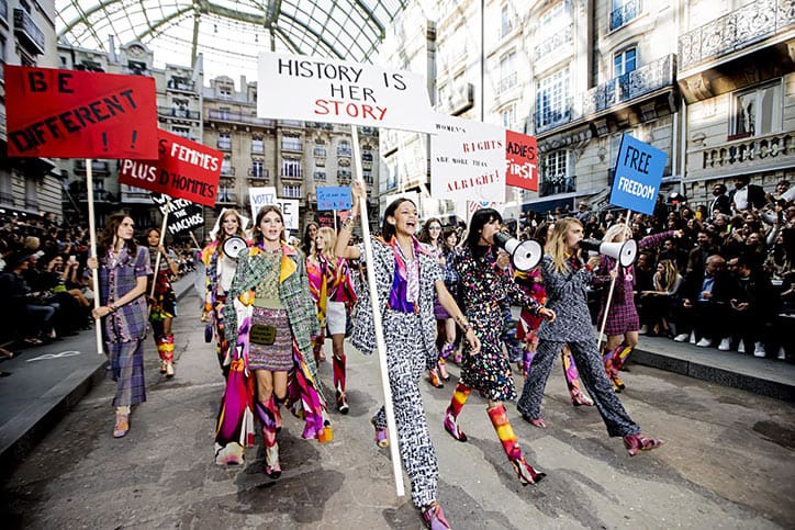 11 Of The Greatest Karl Lagerfeld Shows For Chanel And Fendi Ever