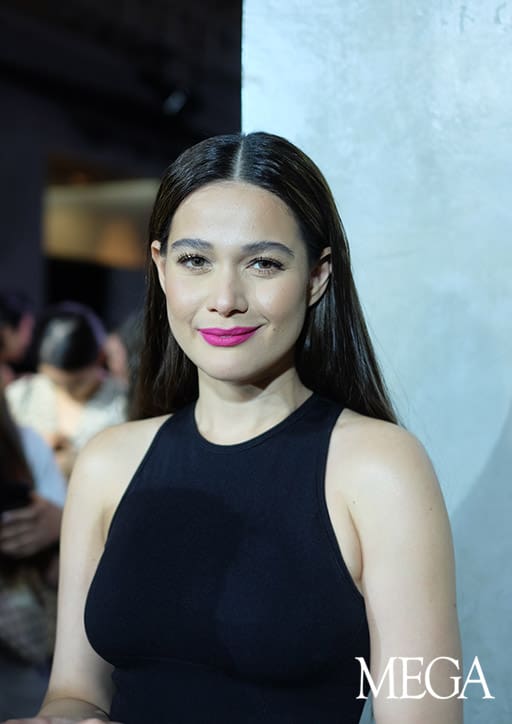 hottest celebrities bench fashion week