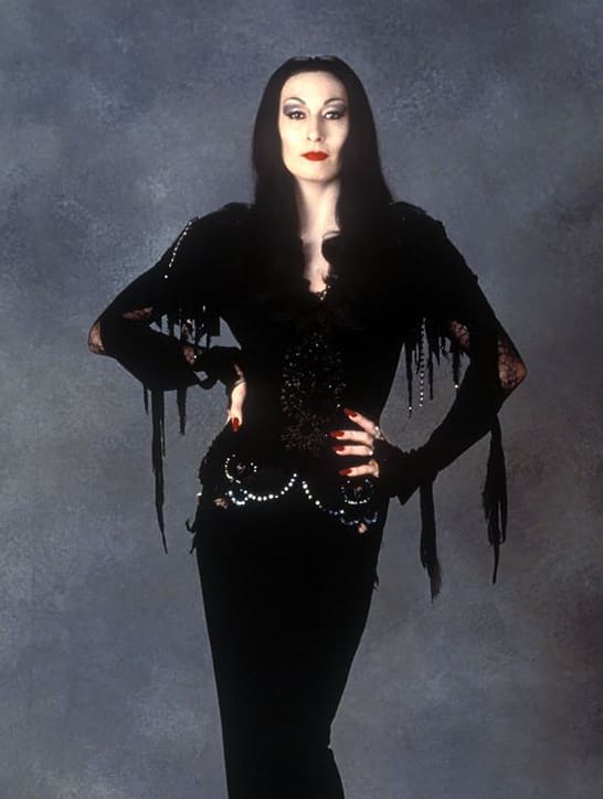 MEGA | 8 Stylish Fictional Moms That Taught Us And Our Moms How To Dress