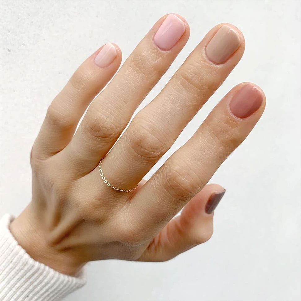 MEGA | Indecisive? Spring’s Hottest Nail Trend Is Perfect For You