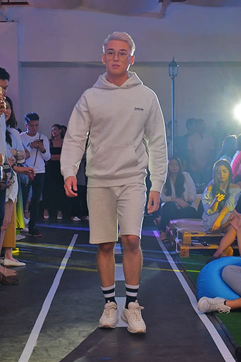 MEGA | Model on runway for Giordano Philippines 30th AnniversaryEveryone