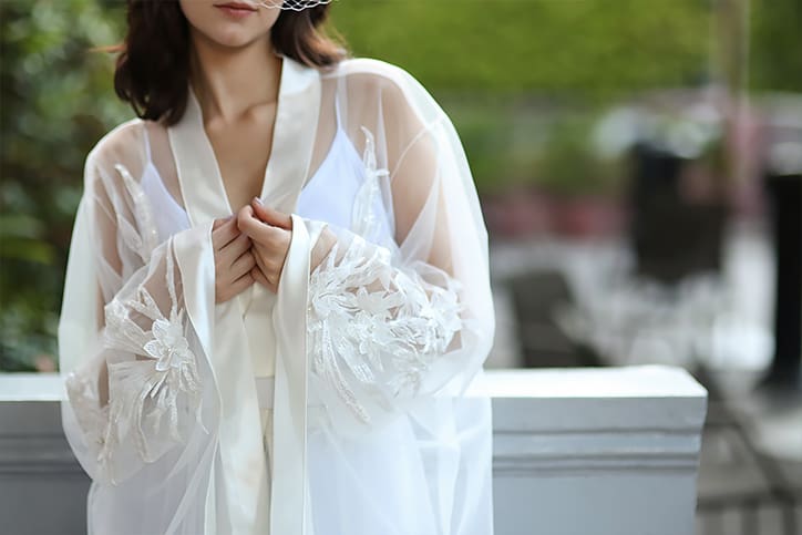 MEGA | This Bridal Robe Collection Is Perfect For Your Wedding