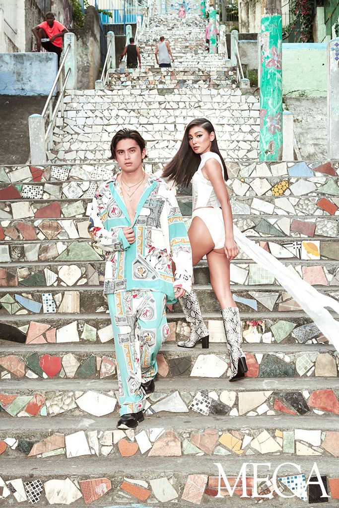 Making mega jadine