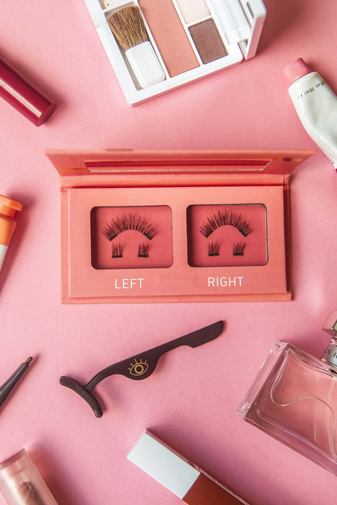 Elle is made with soft, long, and natural hair-like strands that don’t feel like anything on the eyes. Use the Lash Lock to pop on those lashes in no time!