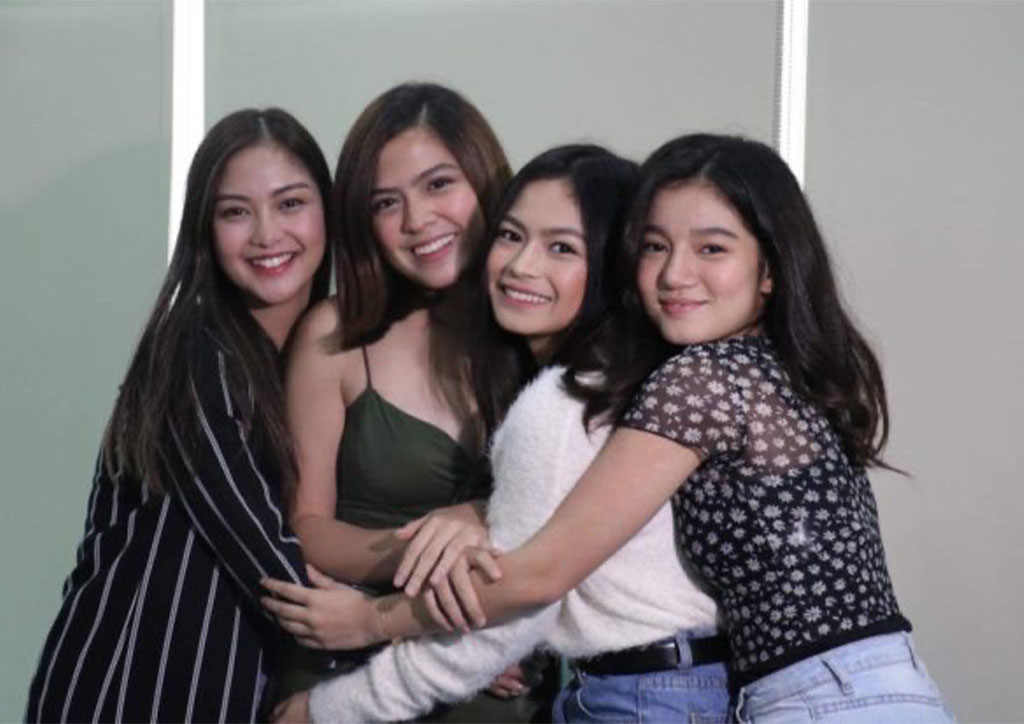 Four Sisters Before the Wedding 