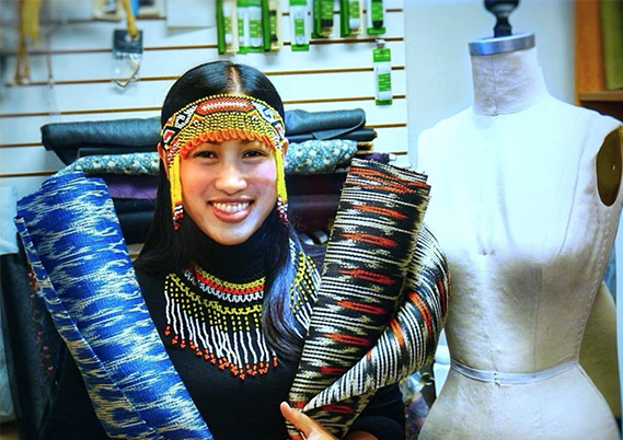 Heart Evangelista, Ia's Threads