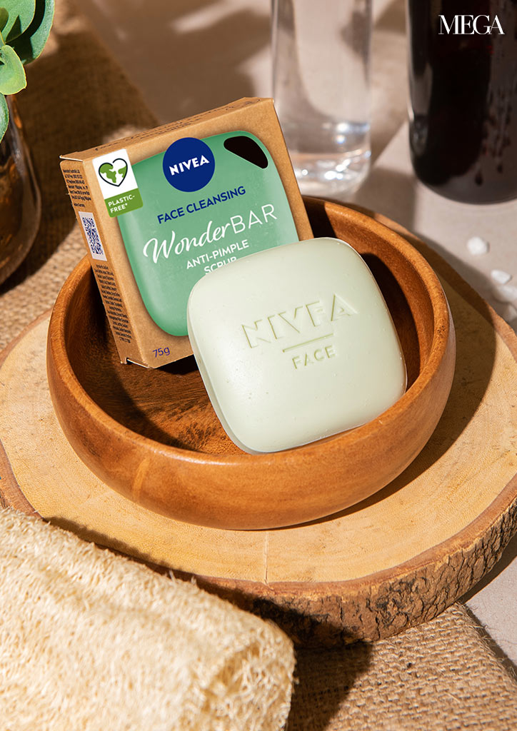 NIVEA WonderBAR Anti-Pimple Scrub