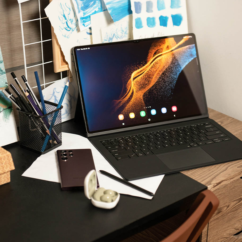 It’s hard to call the Galaxy Tab S8 Ultra 5G as just a tablet, especially when it is built with peak performance, connectivity, and versatility in mind