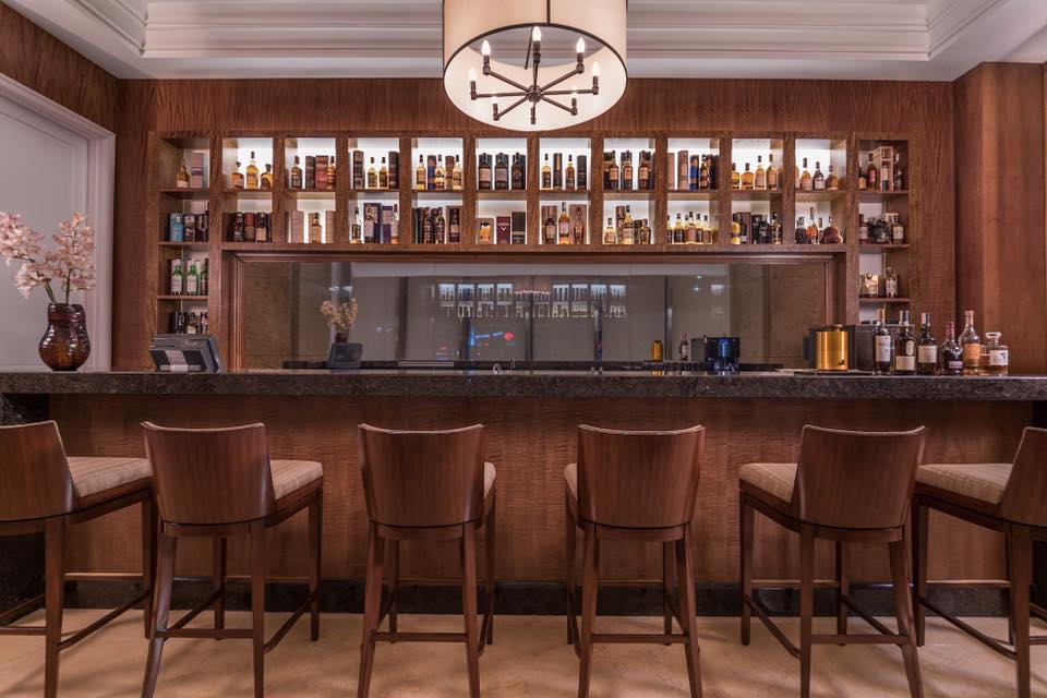 1824 Whisky and Cigar Bar