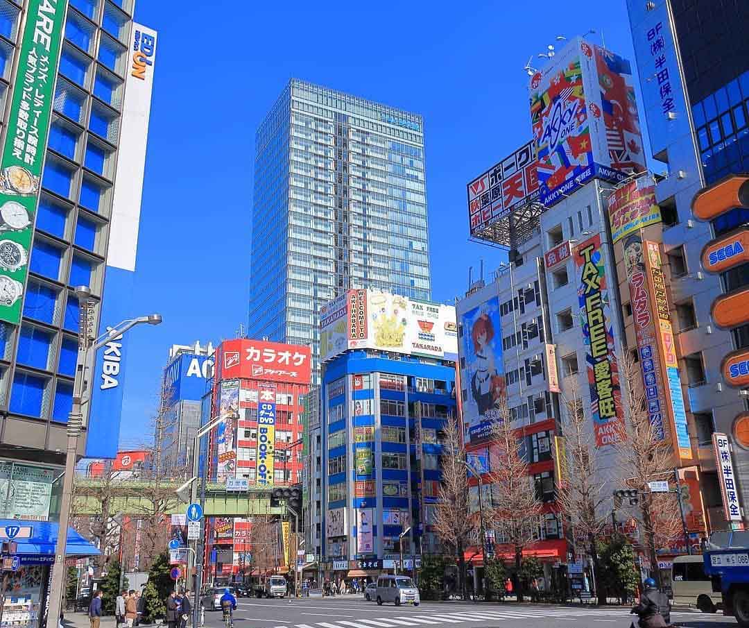 Travel Destinations: Tokyo 
