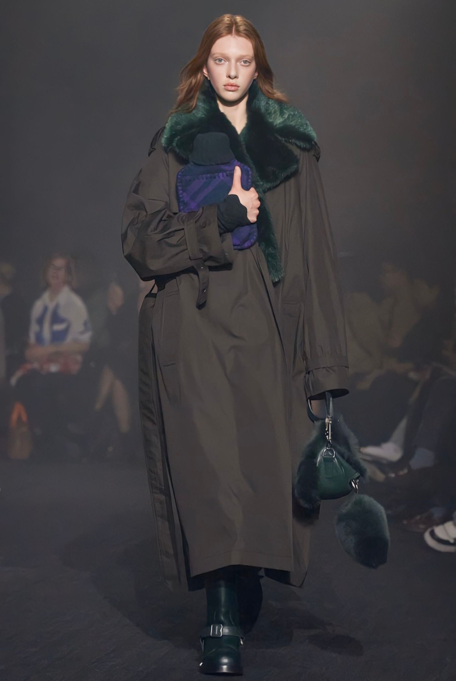 Burberry Daniel Lee - New exaggerations