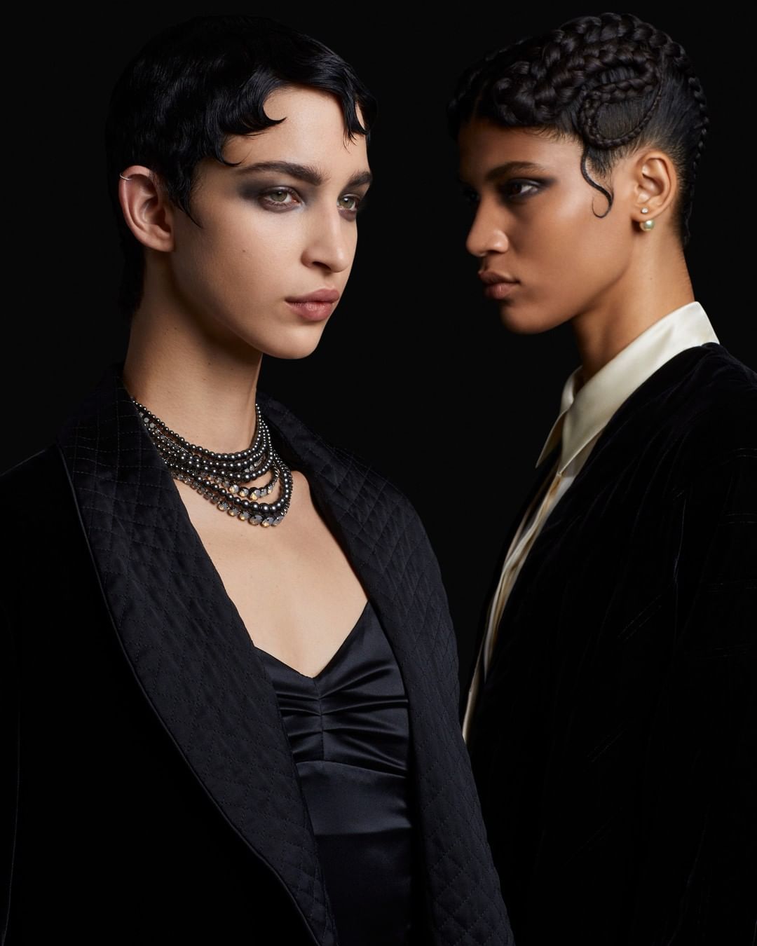 Kiss curls Paris Haute Couture Week 