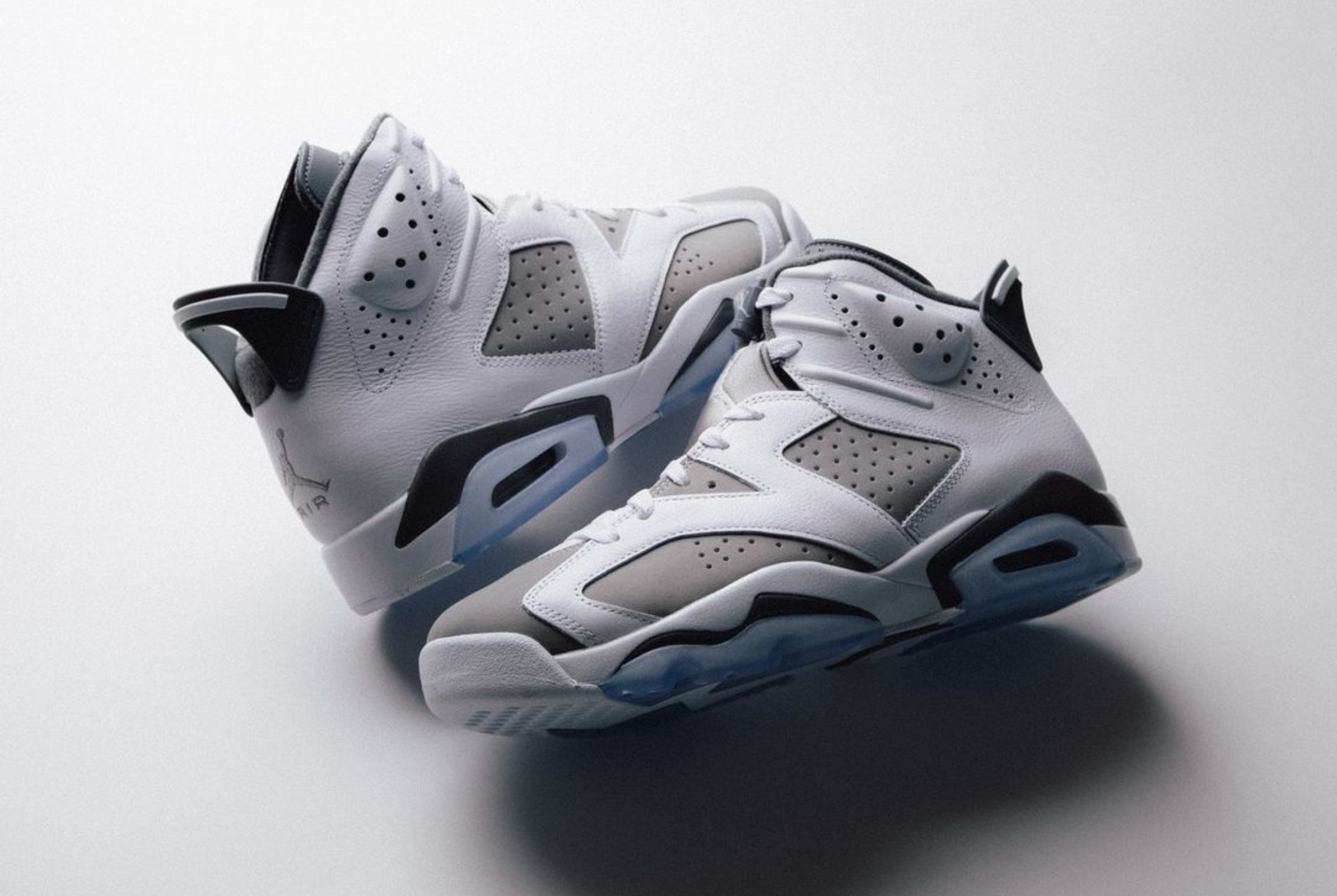 Air Jordan 6 Retro Cool Grey Sneakers