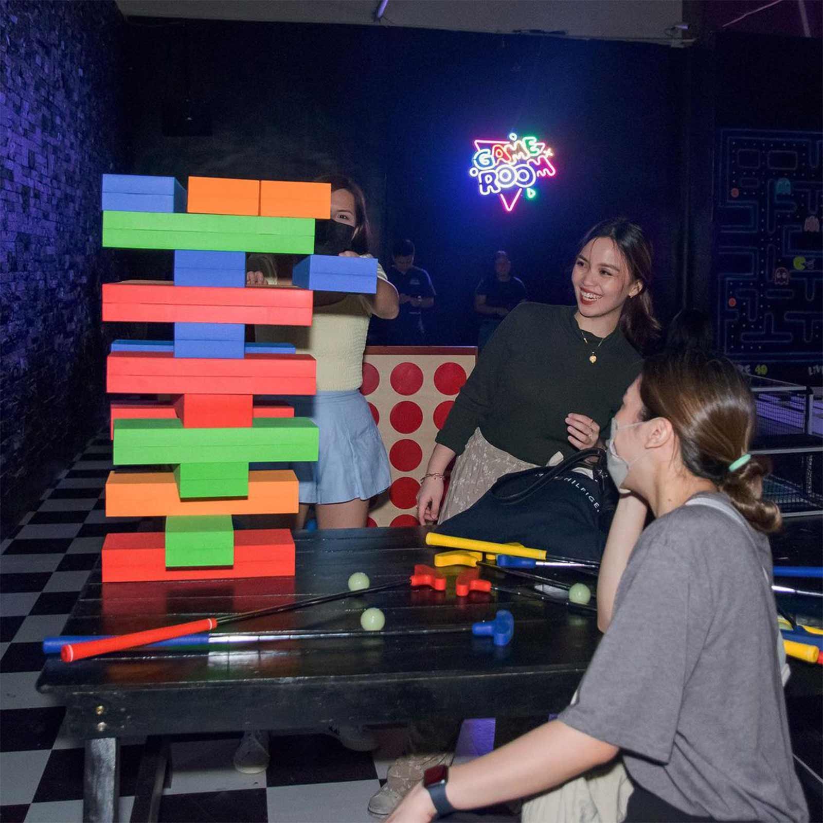 Non-Traditional Valentine's Day Date Ideas - Game Night