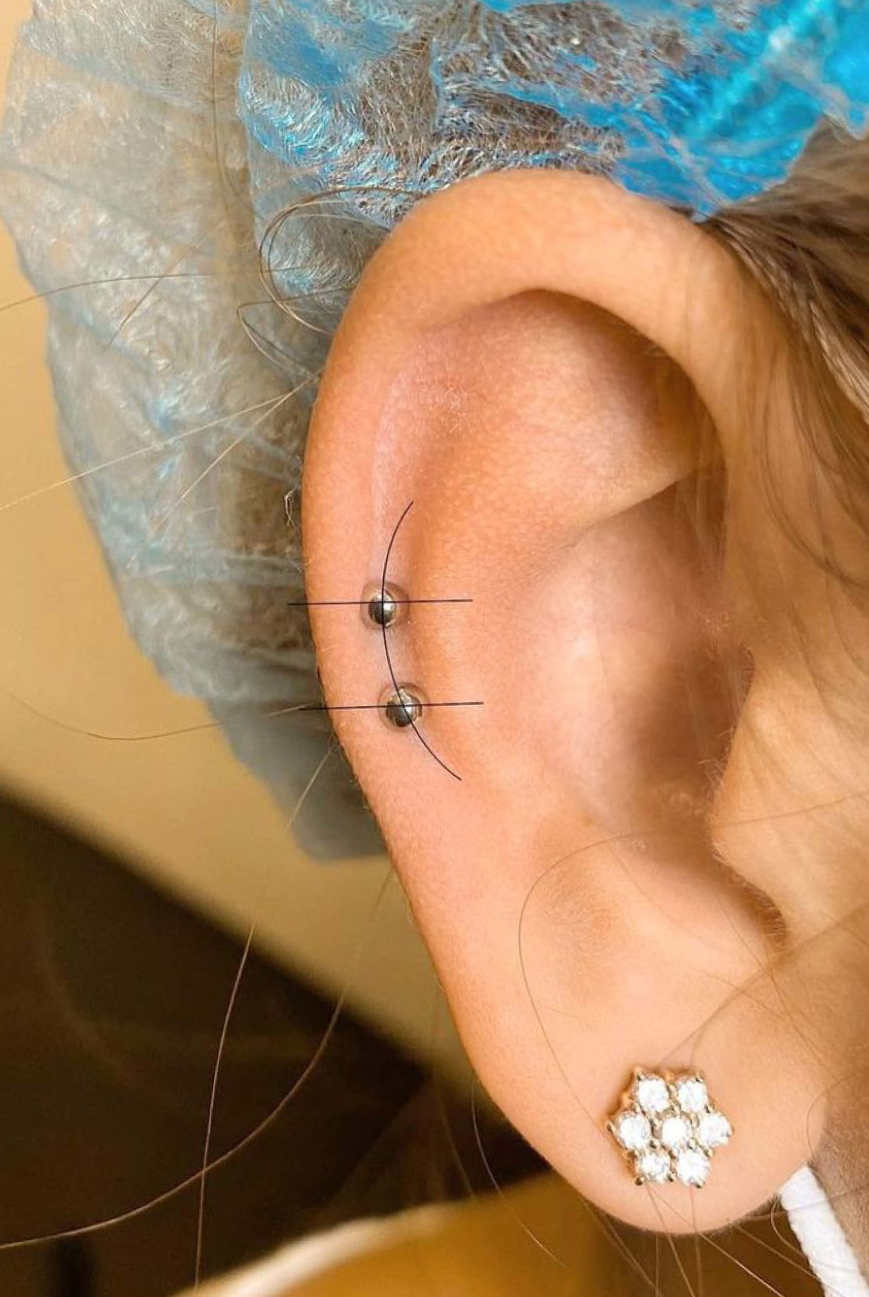 Piercing guide
