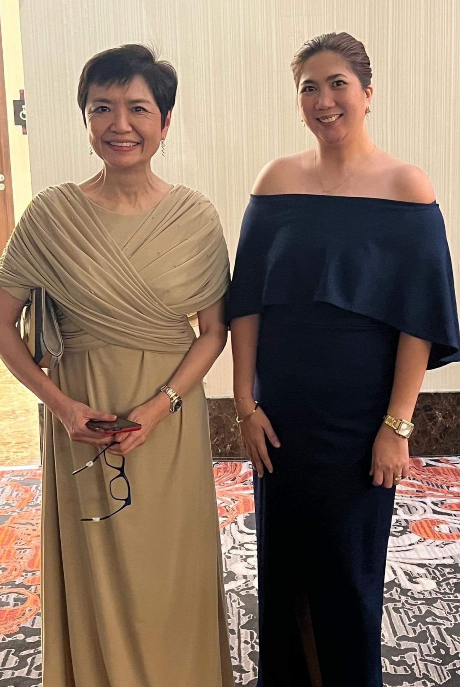 Robina Gokongwei-Pe with Dennis Tayco wife
