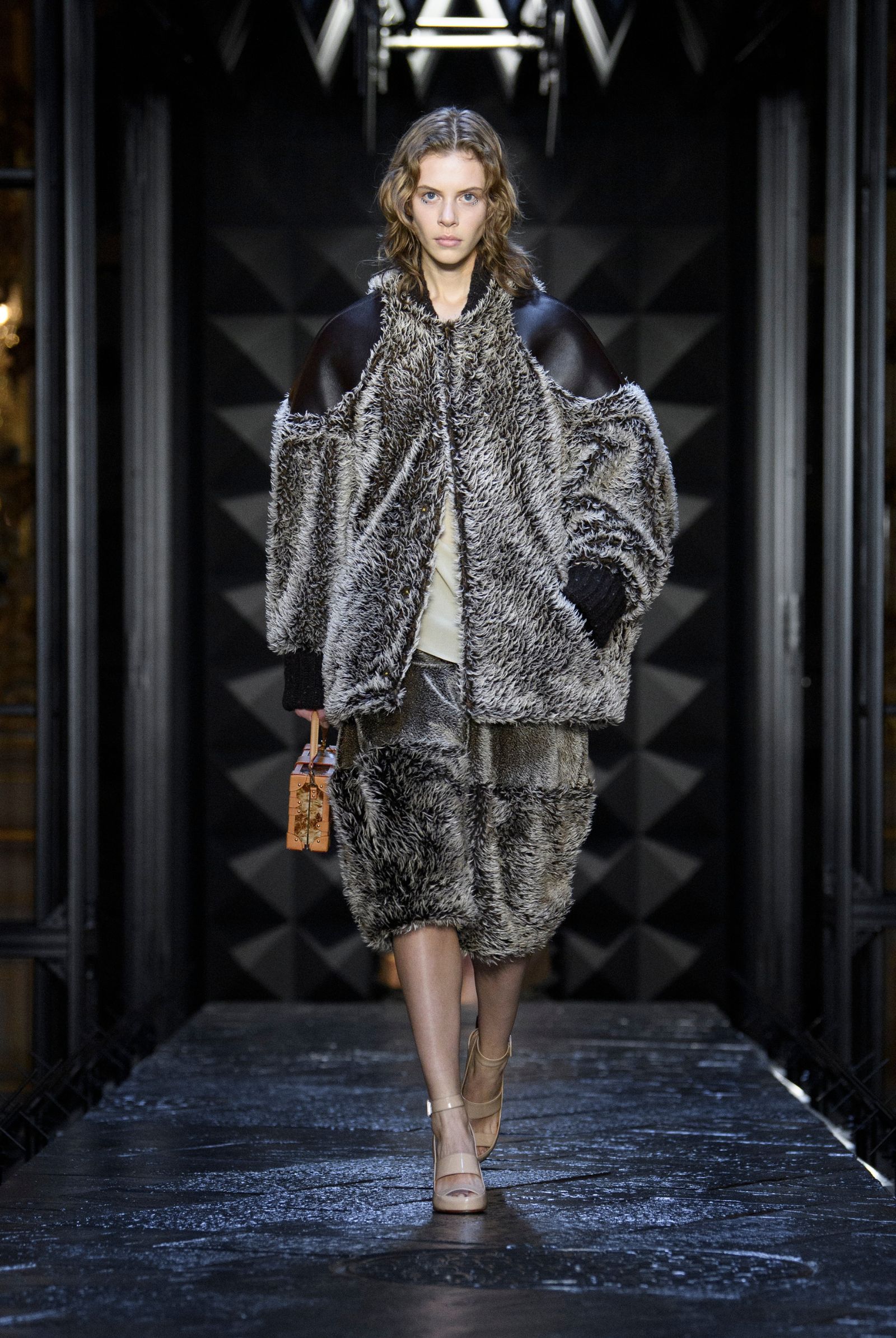 Louis Vuitton’s Autumn/Winter 2023 Women’s Show