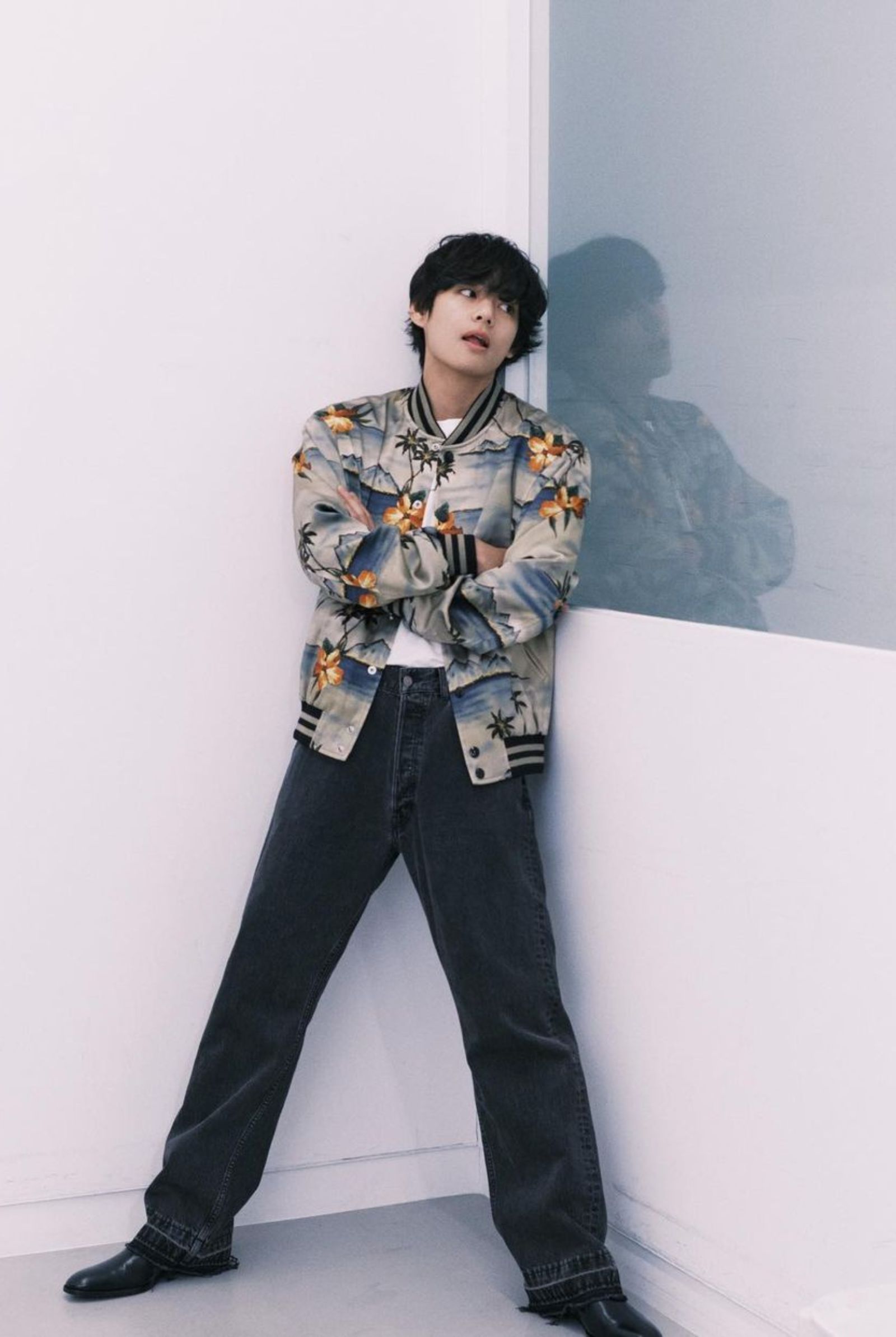 BTS V for Celine
