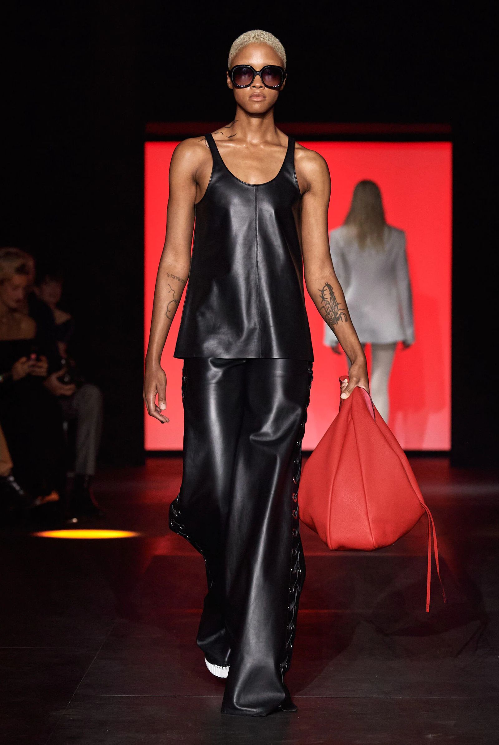 Spring Color - Black