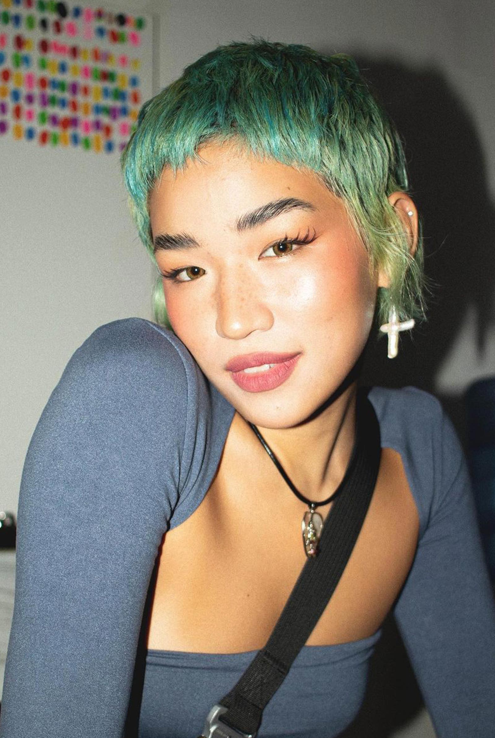 girl with green hair