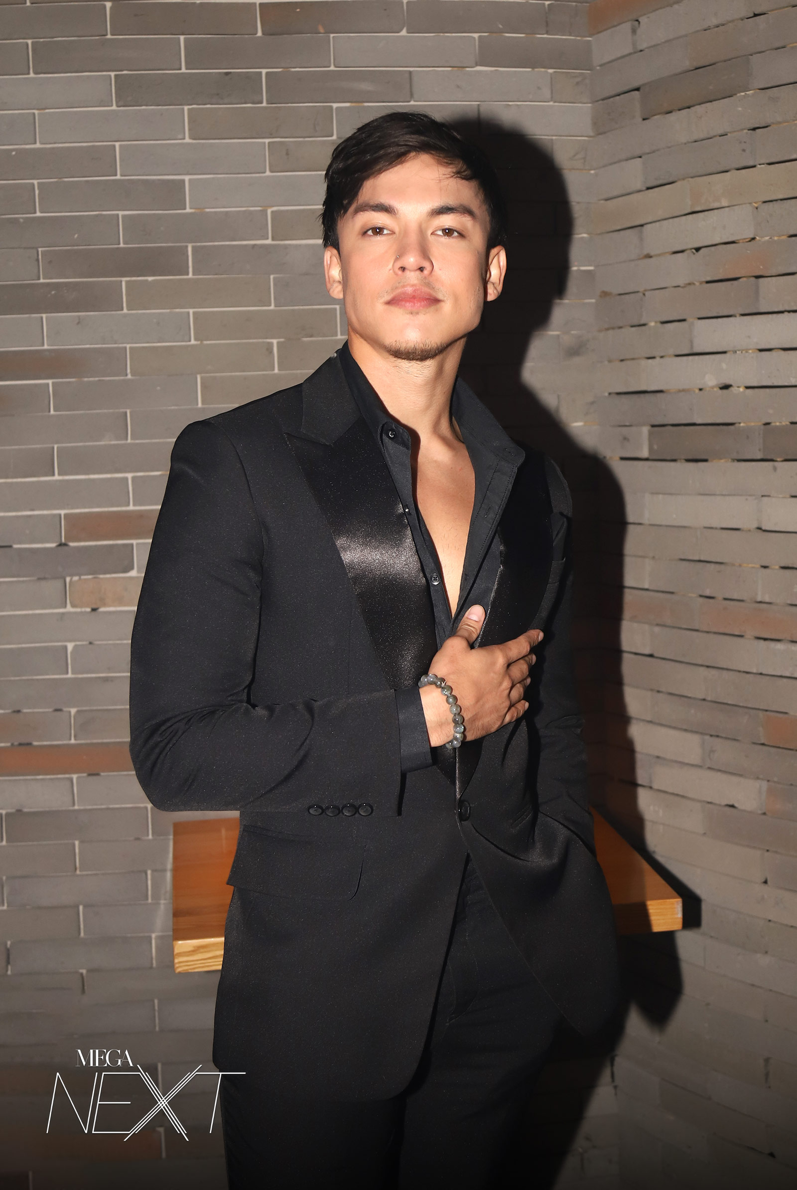MEGA Next Alex Diaz