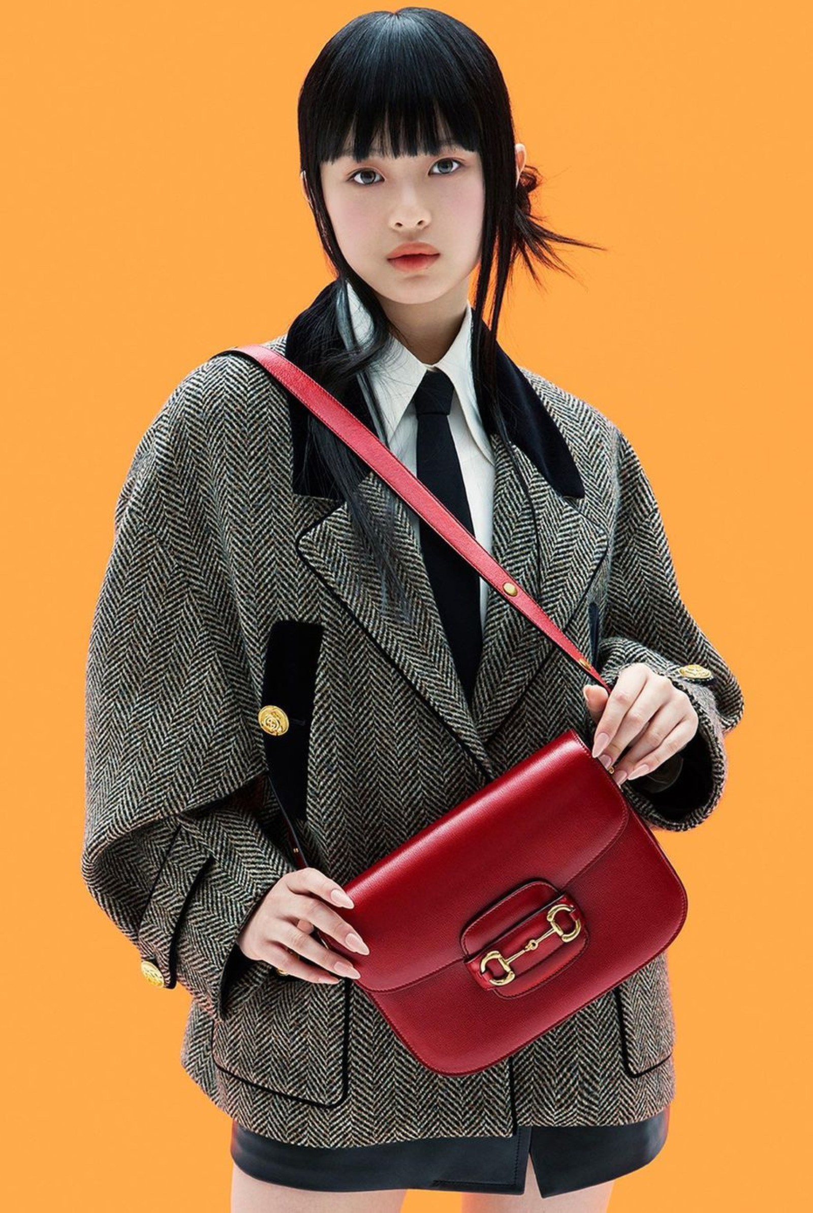 NewJeans Hanni with the Gucci Horsebit 1955