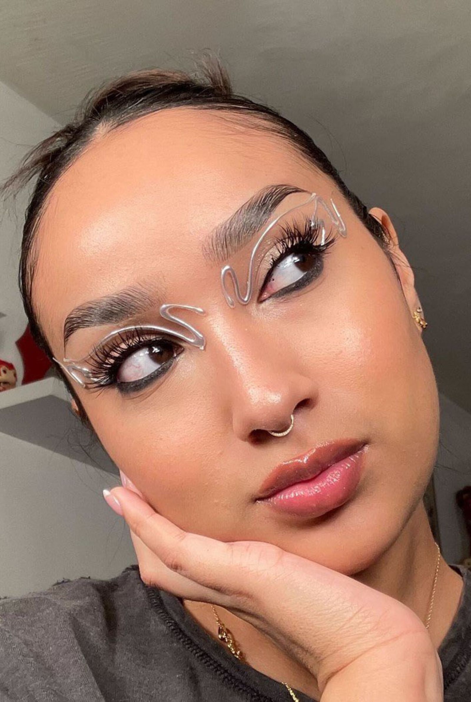 Hot Glue Beauty Trend