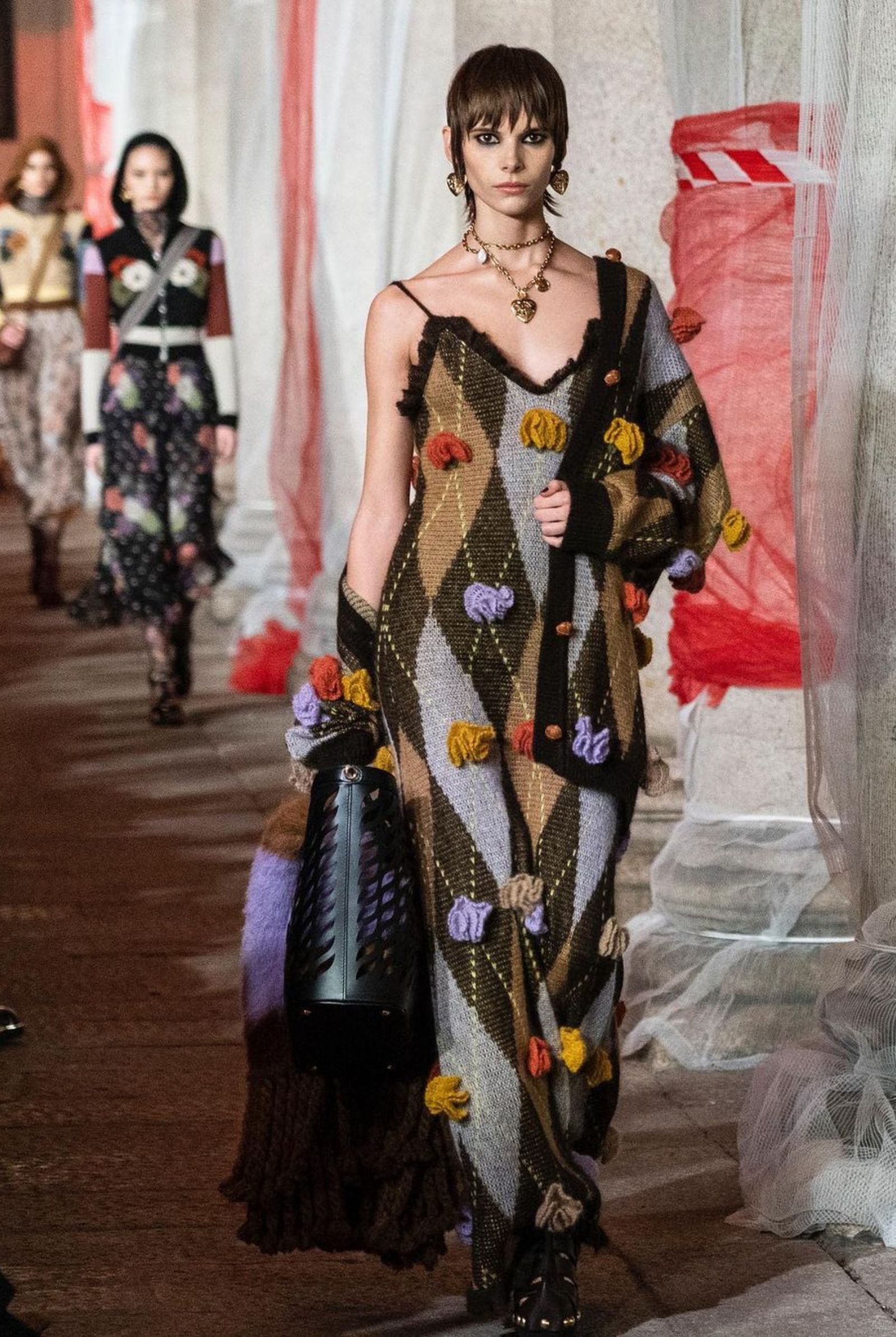 Rosette Fashion Trend