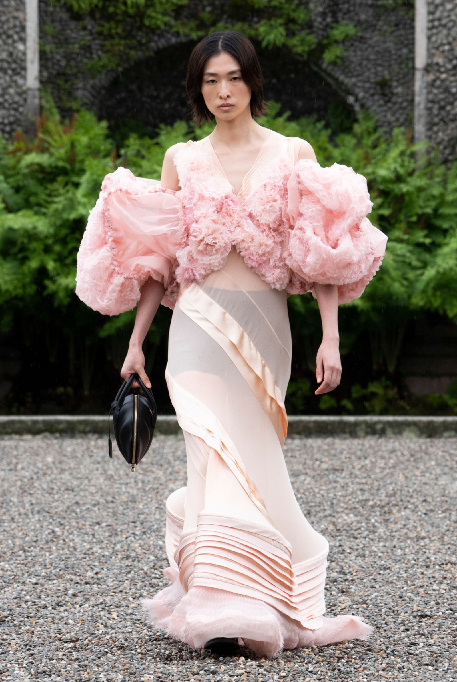 Isola Bella, Louis Vuitton Women’s Cruise collection 