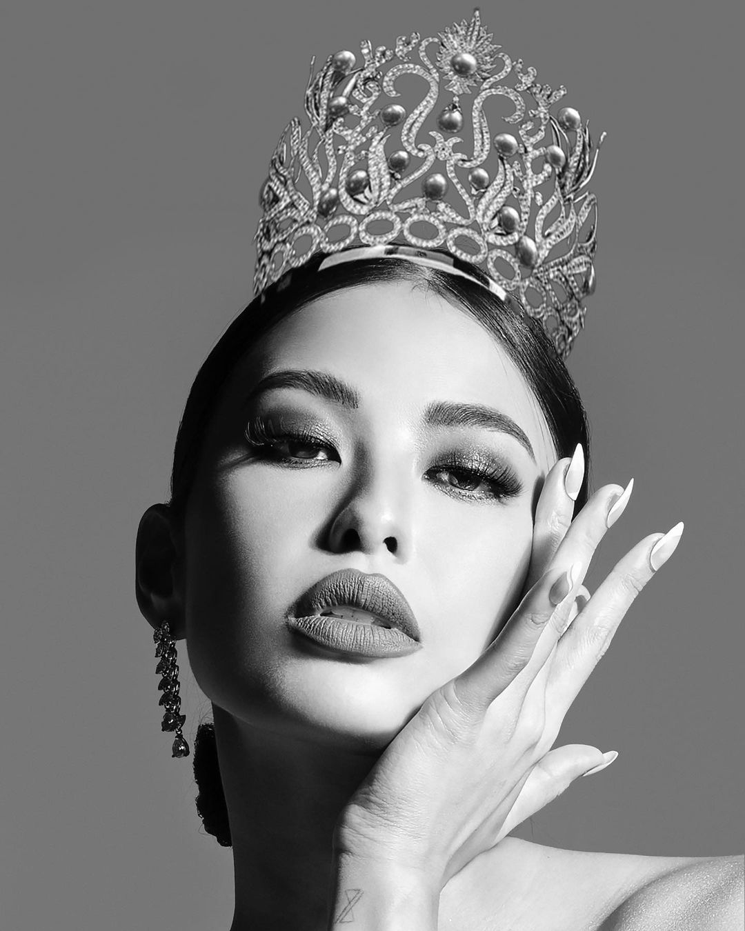 Michelle Dee Reigns as Miss Universe Philippines 2023