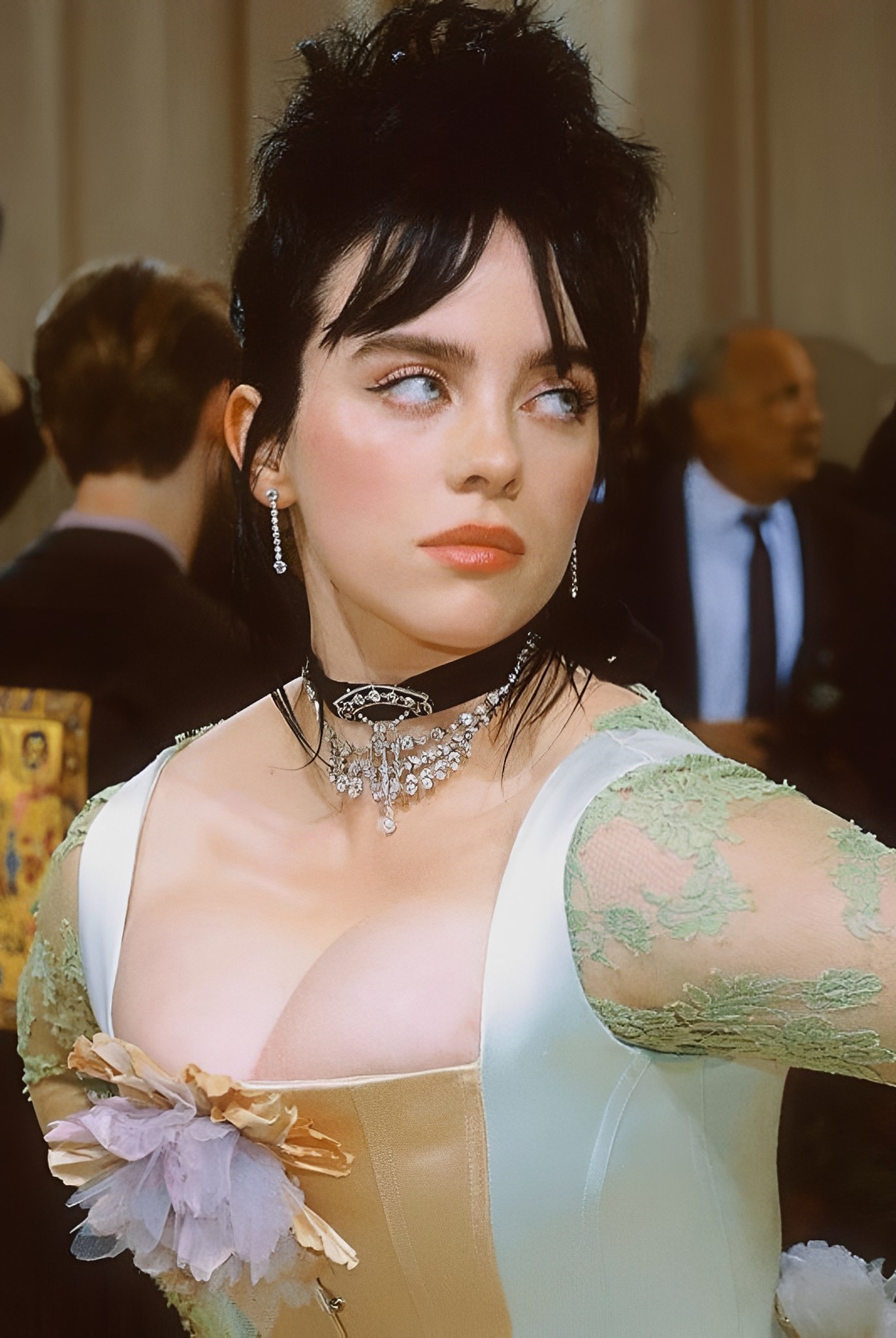 Beetlejuice Bangs billie eilish hairstyle