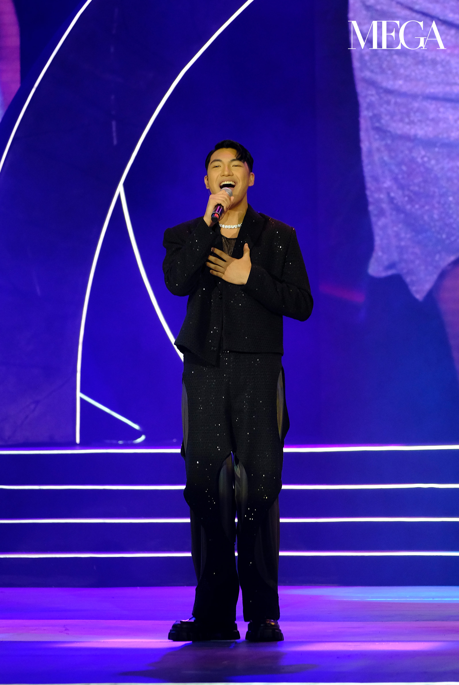 Darren Espanto Binibining Pilipinas 2023