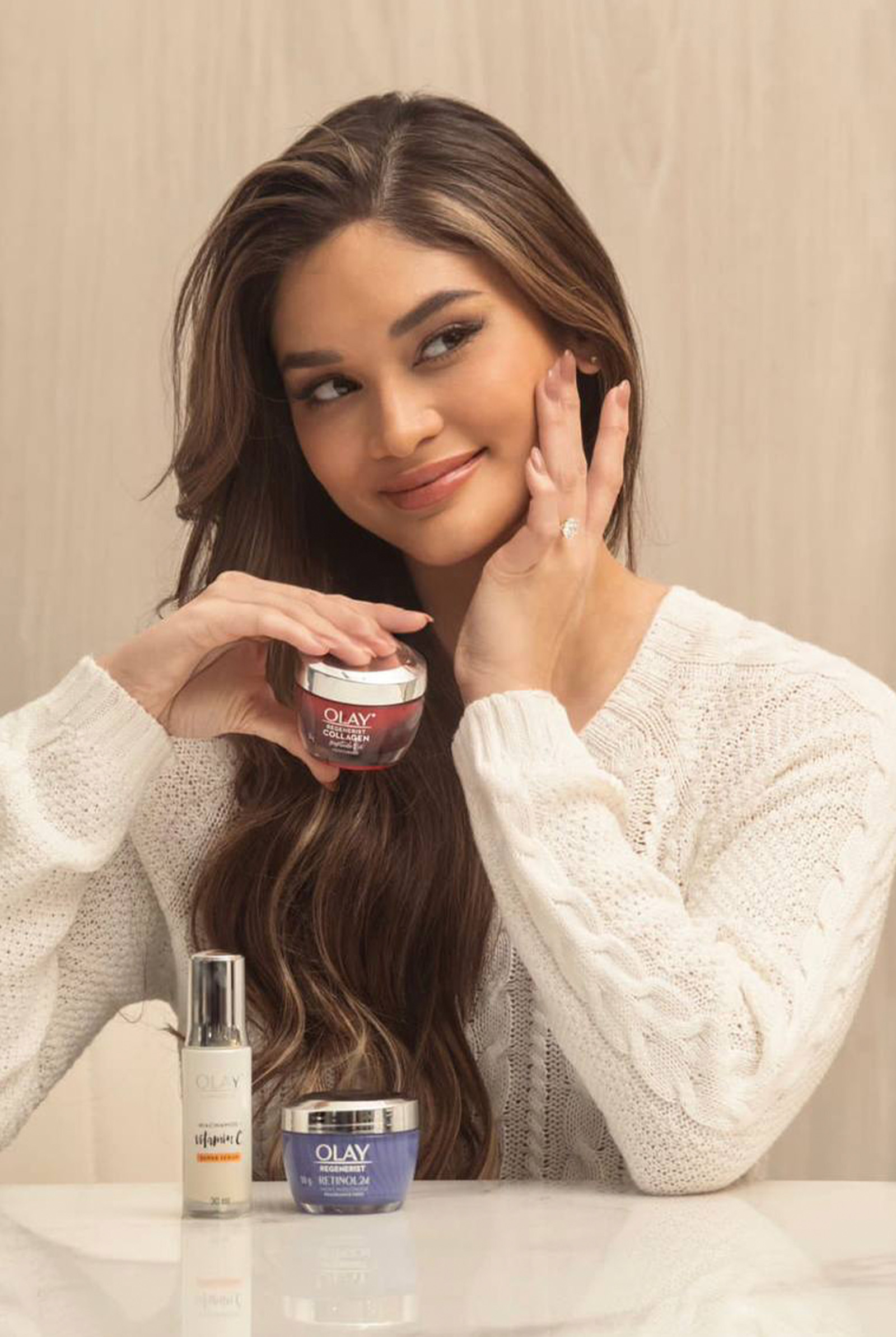 Olay Luminous Vitamin C and Collagen Peptide 24 Moisturizer Pia Wurtzbach