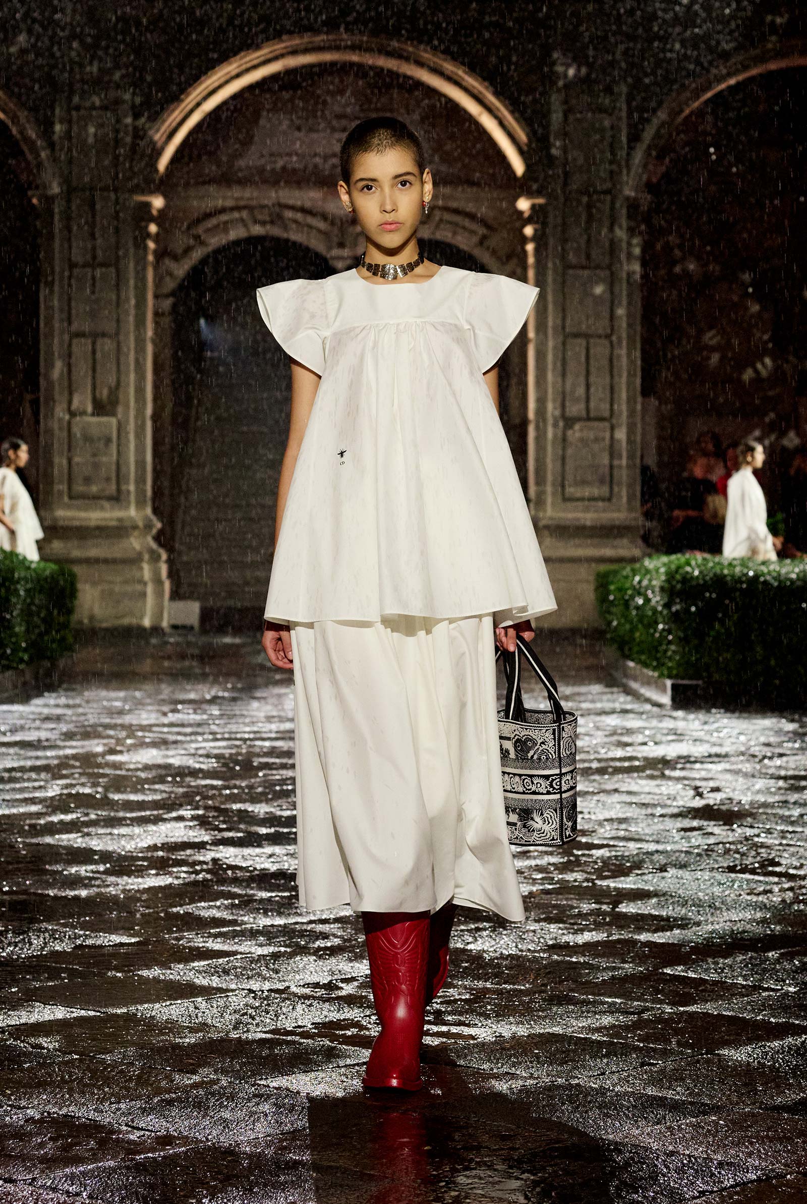 Dior Mexican Culture Frida Kahlo