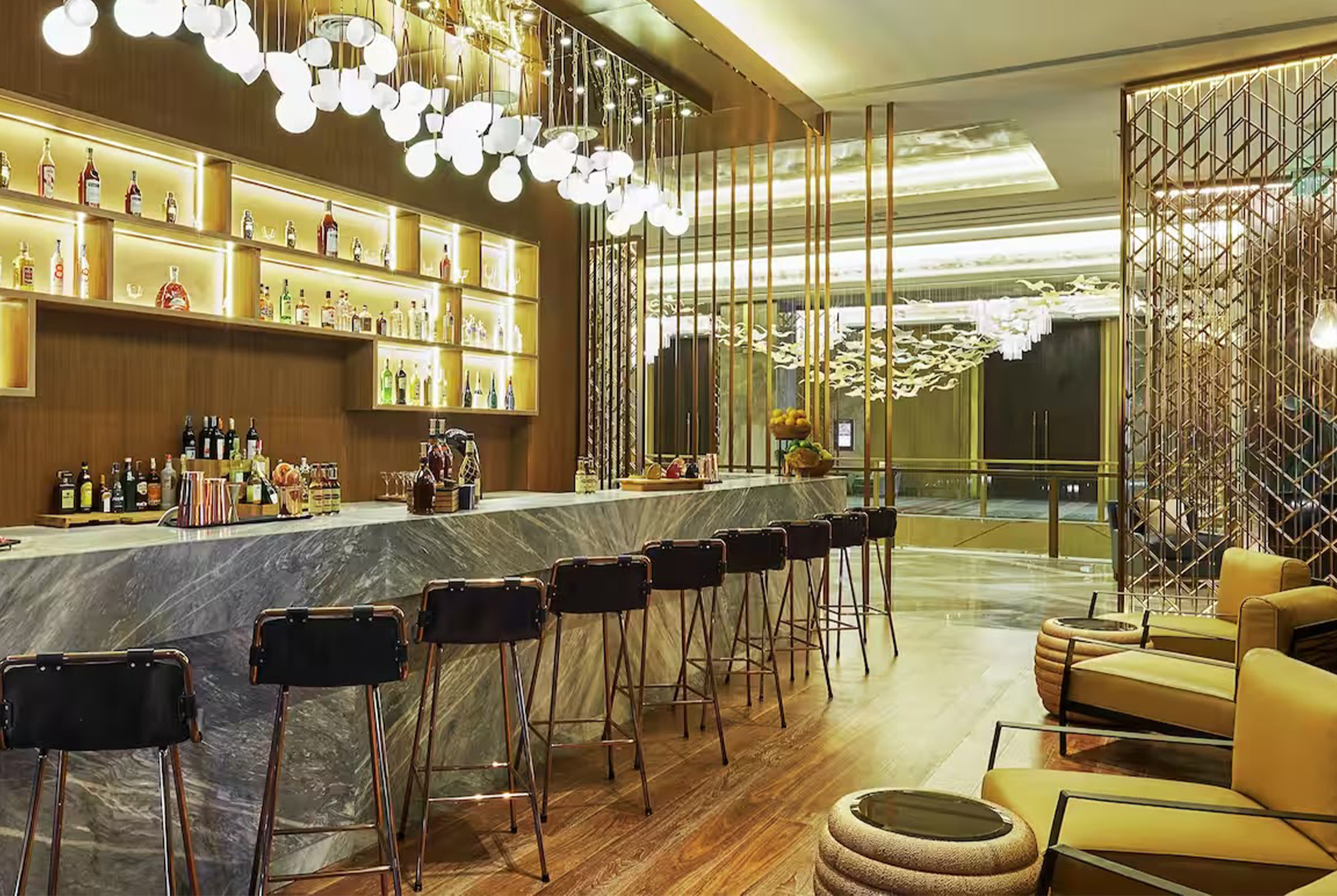 portbar hilton manila