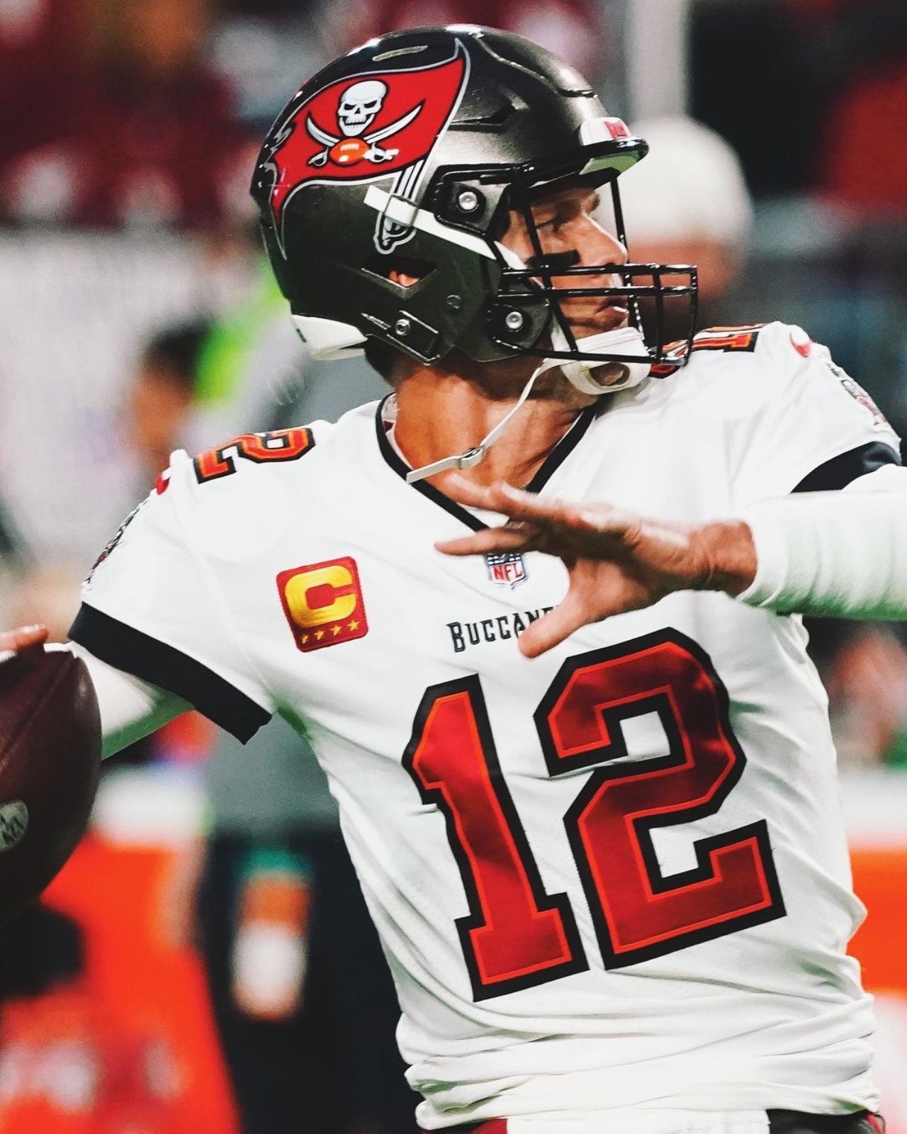 Tom Brady highest earning american football player
