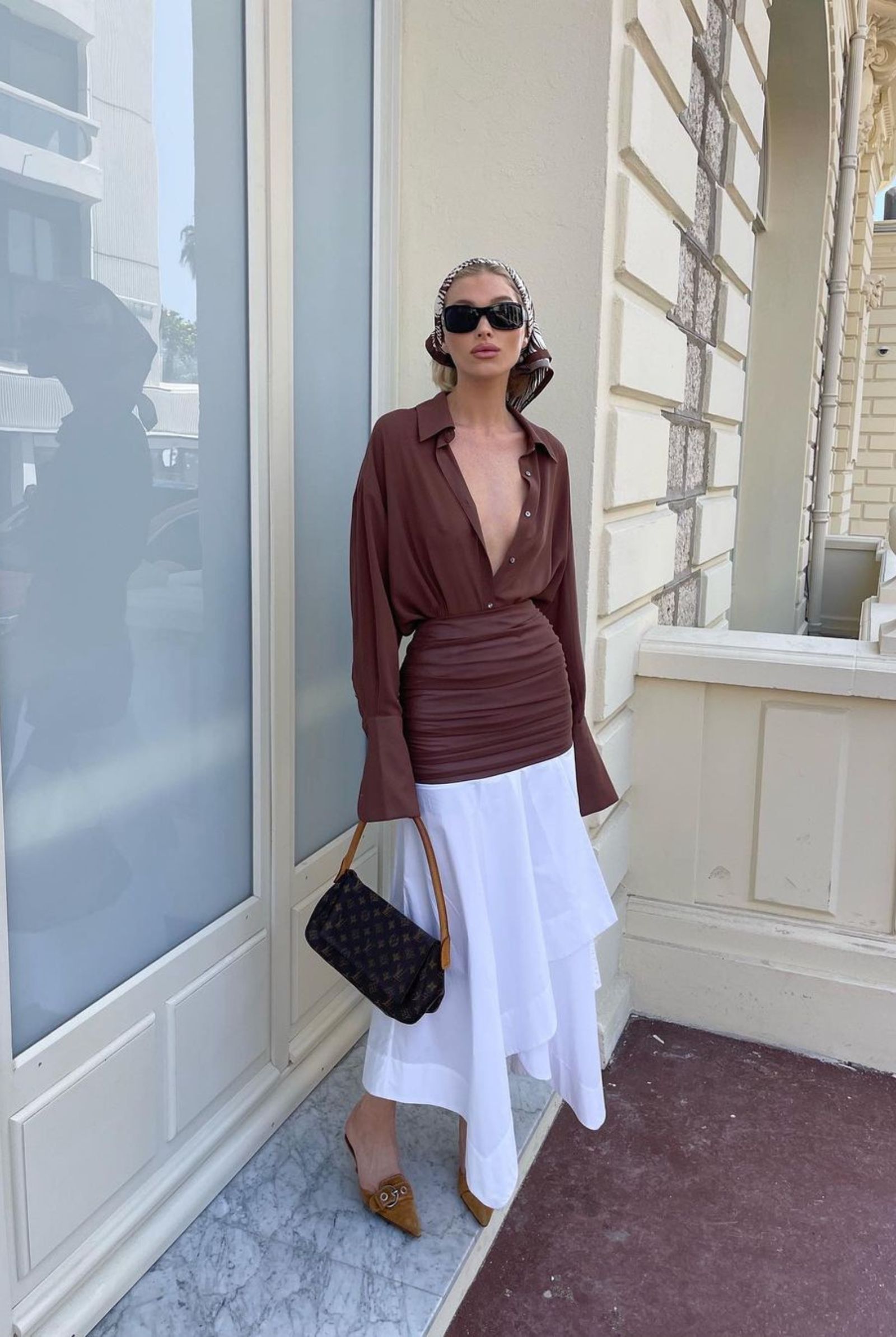 How to style a white skirt