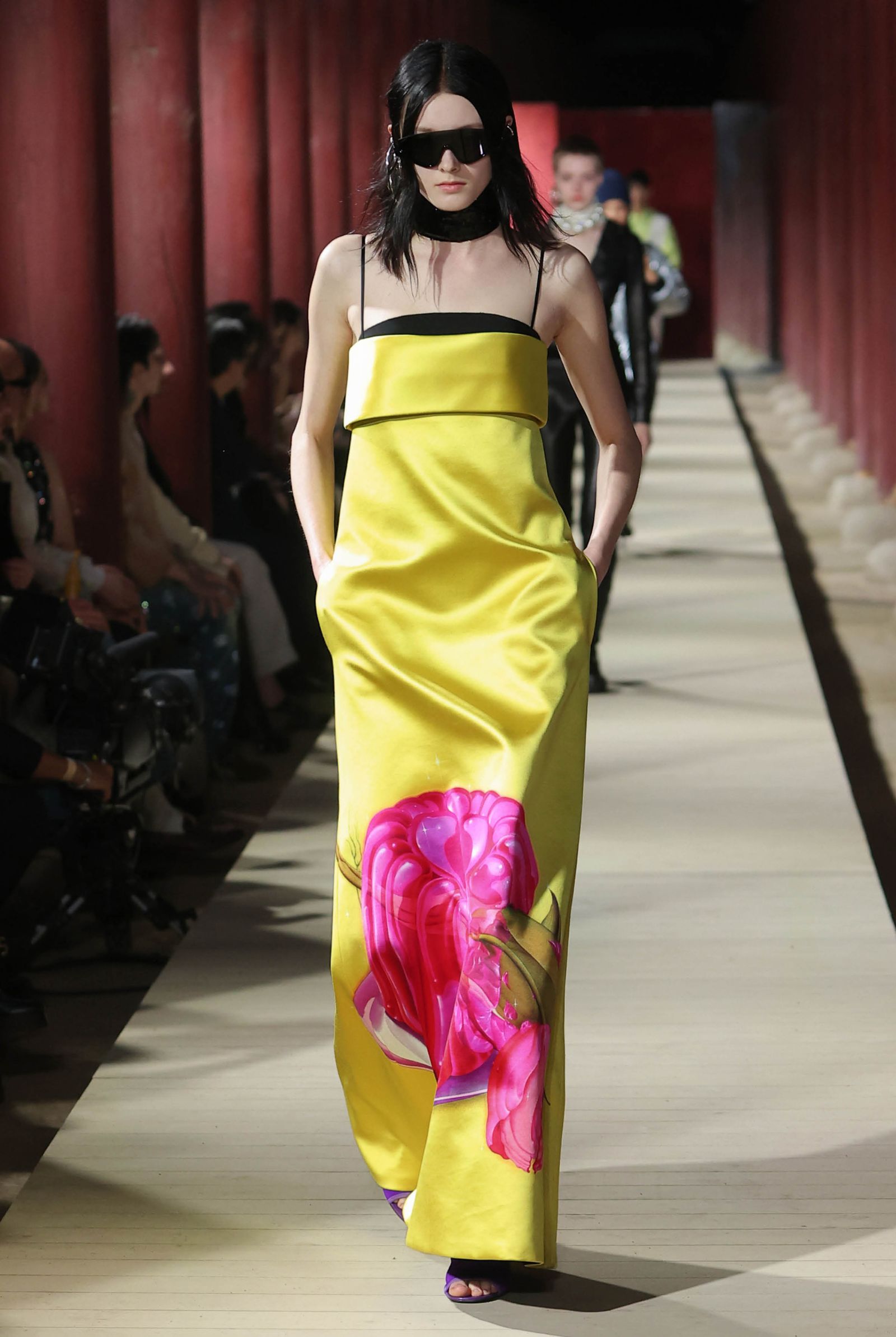 Neoncore trend fashion GUCCI