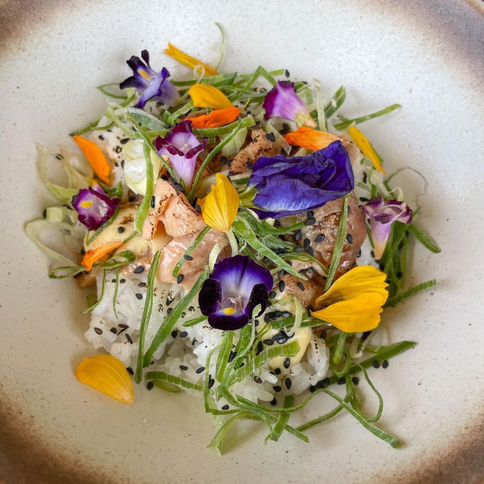 Using edible flowers as garnish