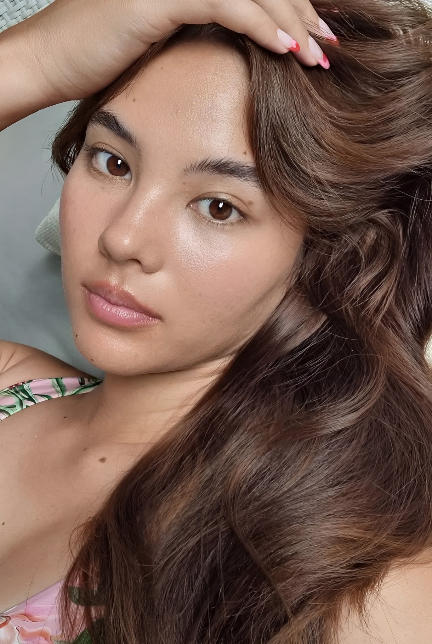 Catriona Gray Makeup-free